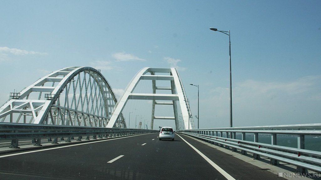 Опрештаб Крыма рекомендовал всем покинуть Крымский мост