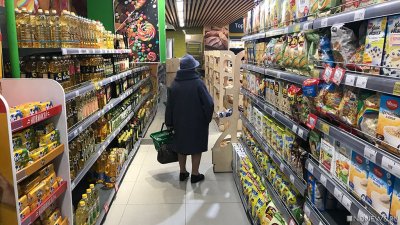 Россияне мечутся между магазинами в поисках привлекательных цен